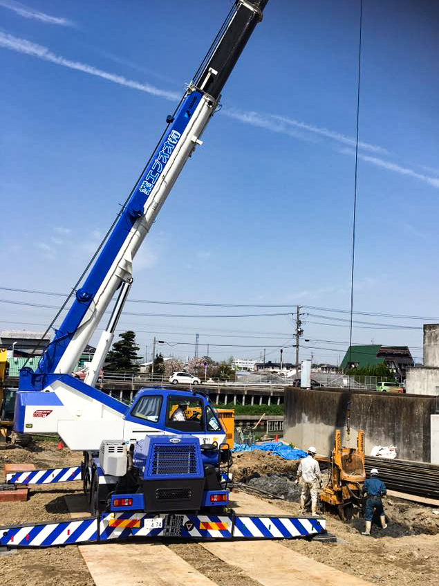 ラフタークレーン